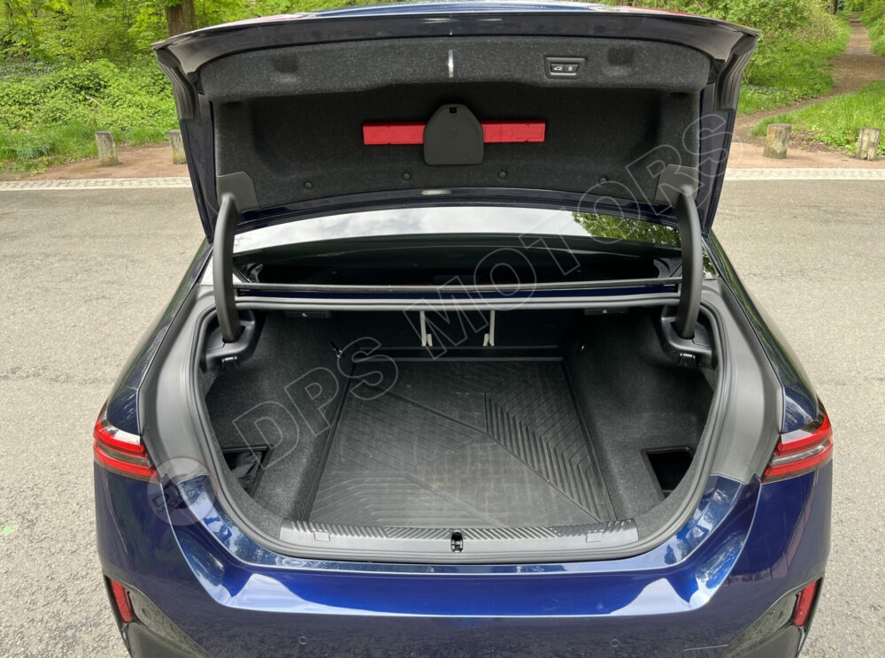 DPS Motors - BMW 550e Xdrive