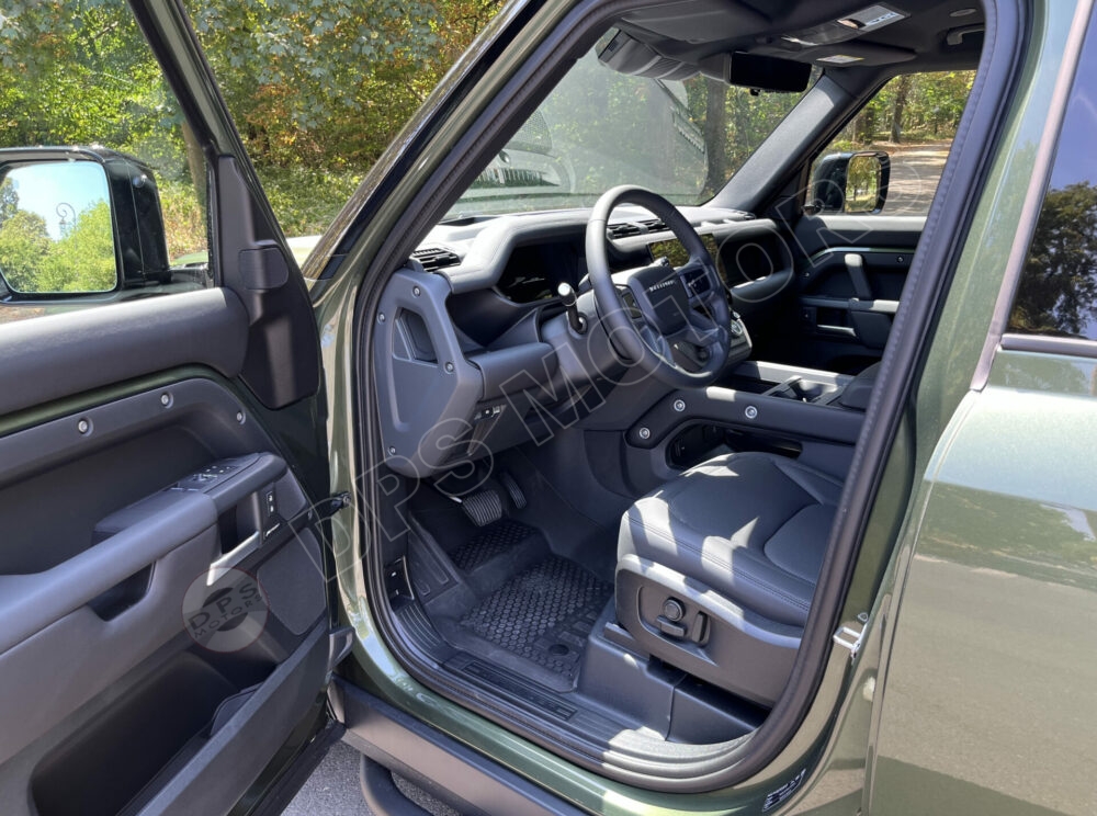 DPS Motors - Land Rover Defender 110 D250 Hard Top X-Dynamic SE