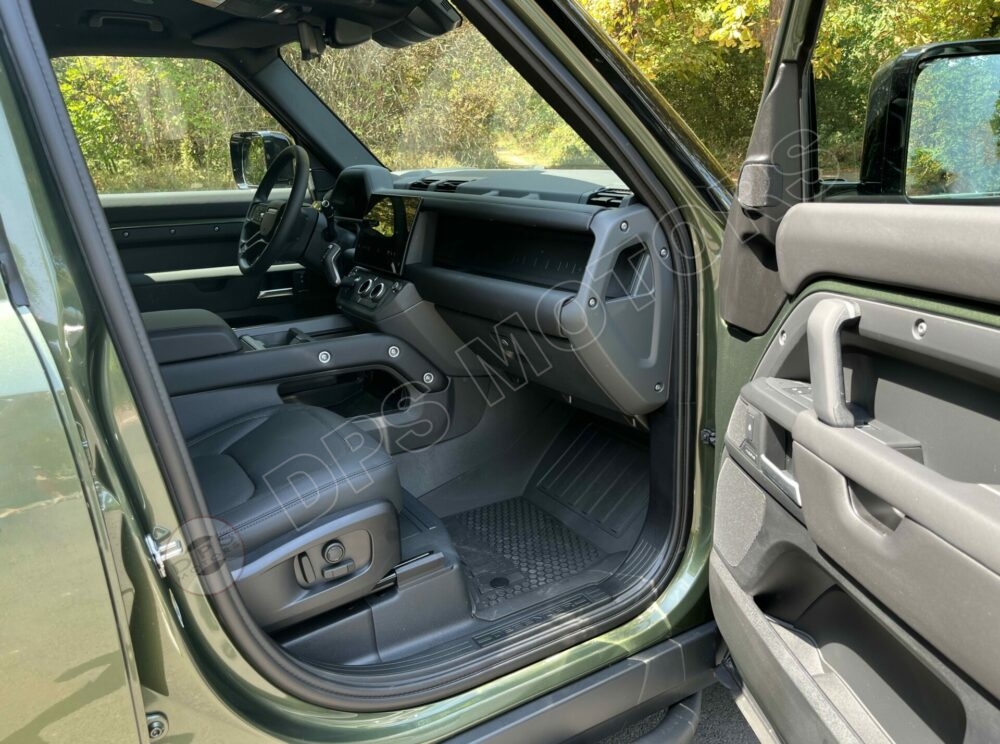 DPS Motors - Land Rover Defender 110 D250 Hard Top X-Dynamic SE