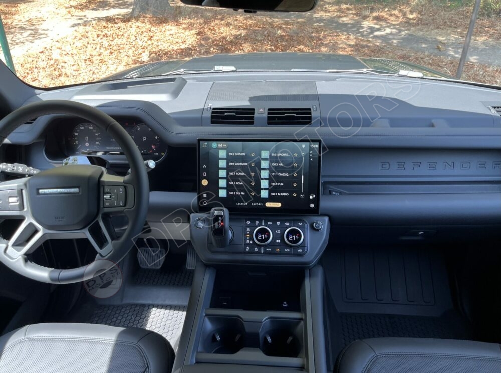 DPS Motors - Land Rover Defender 110 D250 Hard Top X-Dynamic SE