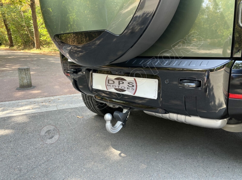 DPS Motors - Land Rover Defender 110 D250 Hard Top X-Dynamic SE