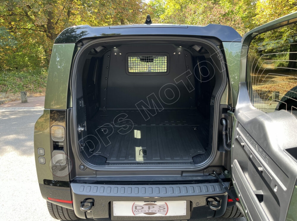 DPS Motors - Land Rover Defender 110 D250 Hard Top X-Dynamic SE