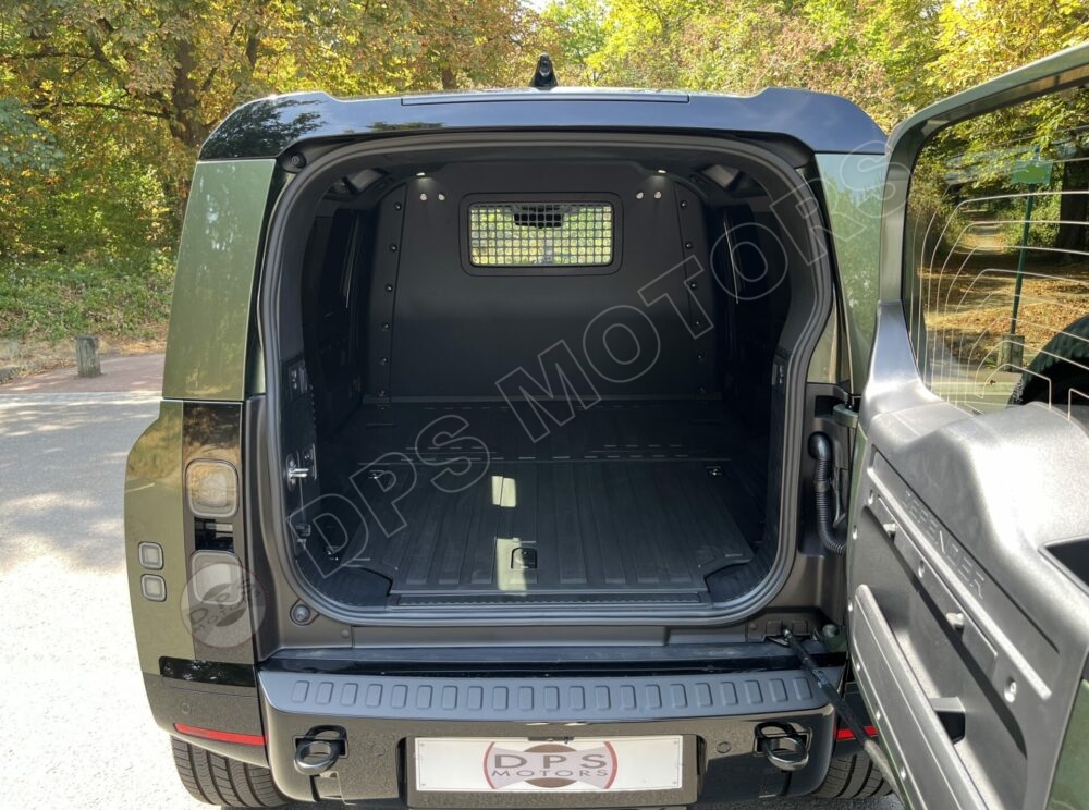 DPS Motors - Land Rover Defender 110 D250 Hard Top X-Dynamic SE