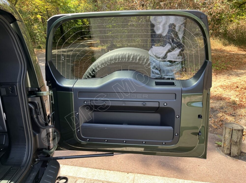 DPS Motors - Land Rover Defender 110 D250 Hard Top X-Dynamic SE