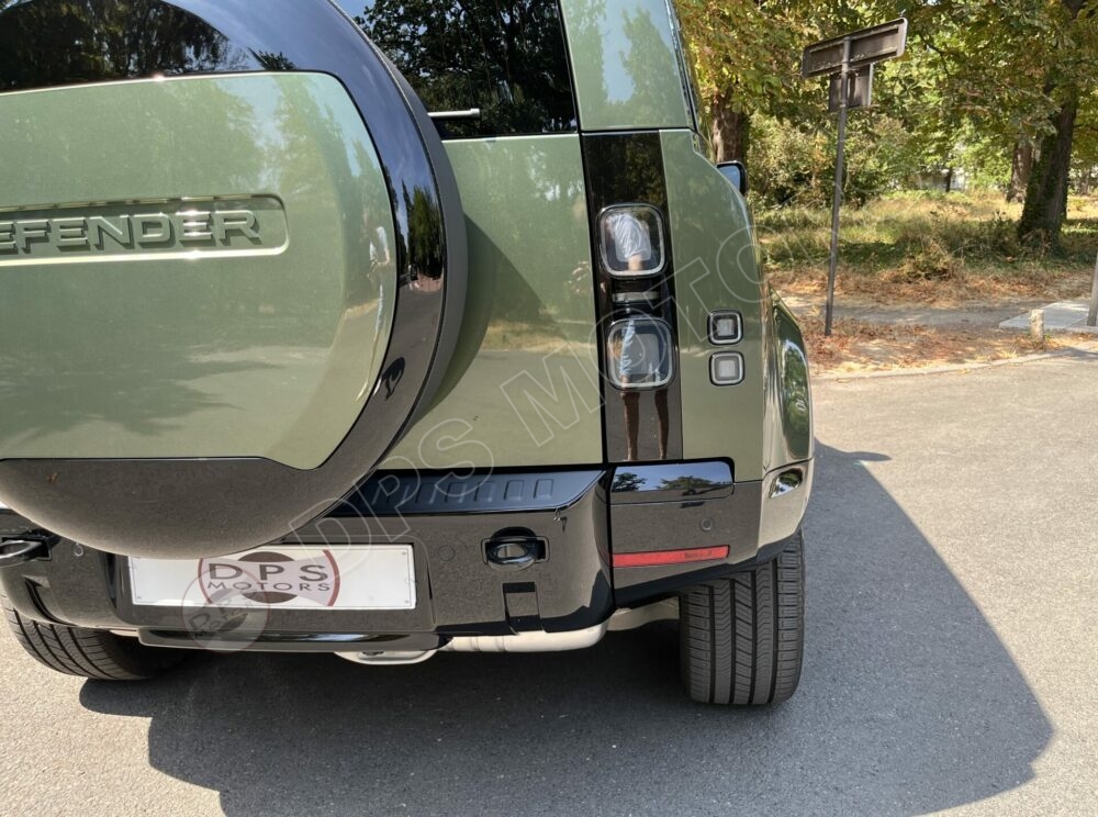 DPS Motors - Land Rover Defender 110 D250 Hard Top X-Dynamic SE